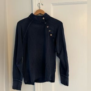 Free People soft stylish pullover sweatshirt